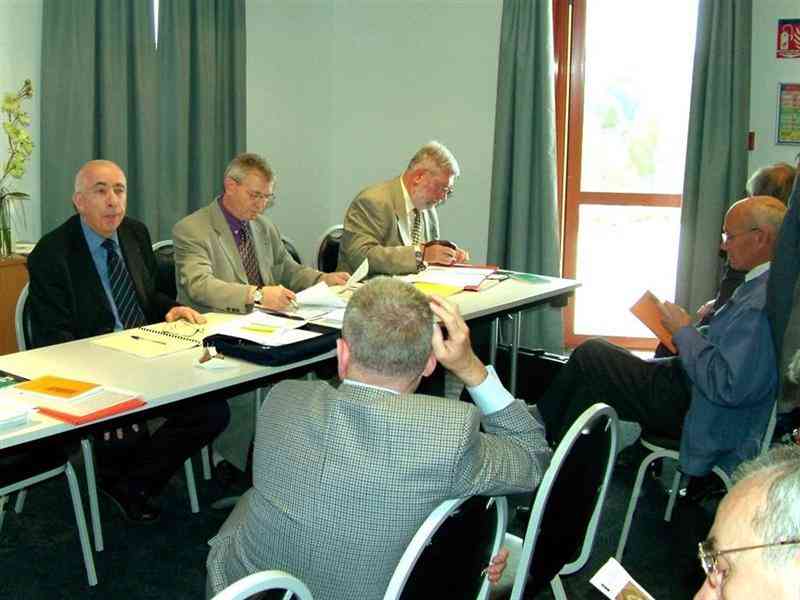 01_Im 20 (Balvay).jpg - Avant l'assemblée générale...